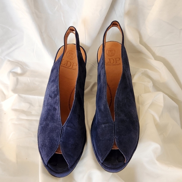 L'Amour Navy Slingback Wedges - Picture 4 of 8
